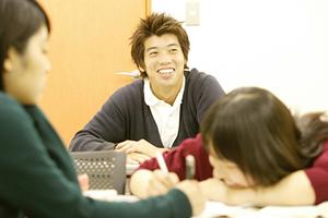 明石駅徒歩4分の個別指導塾 〜 創造学園 個別 明石校 〜